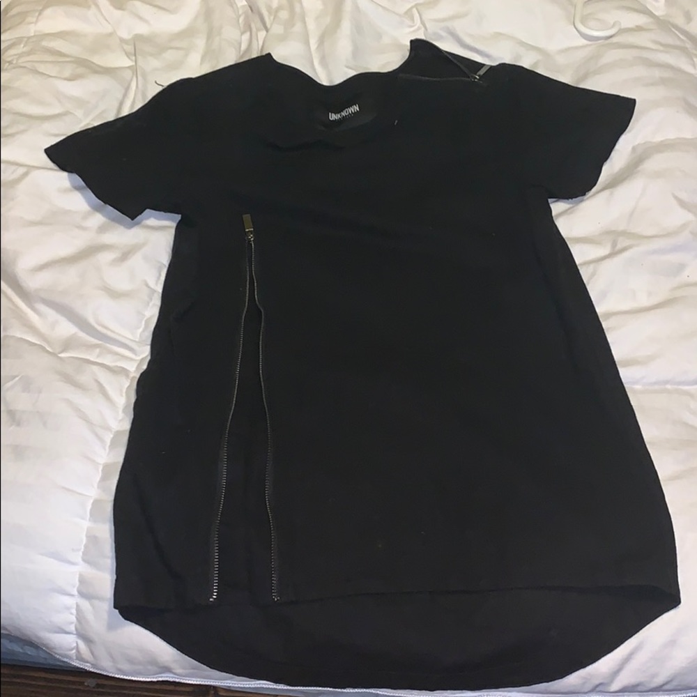 High quality black tee. Zipper t shirt Unknown NY